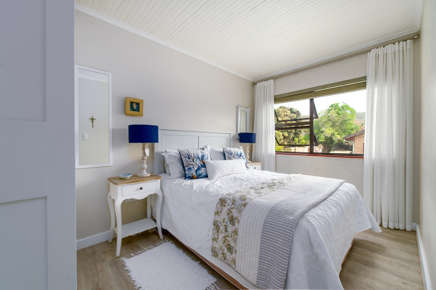 3 Bedroom Property for Sale in Brenton On Lake Western Cape